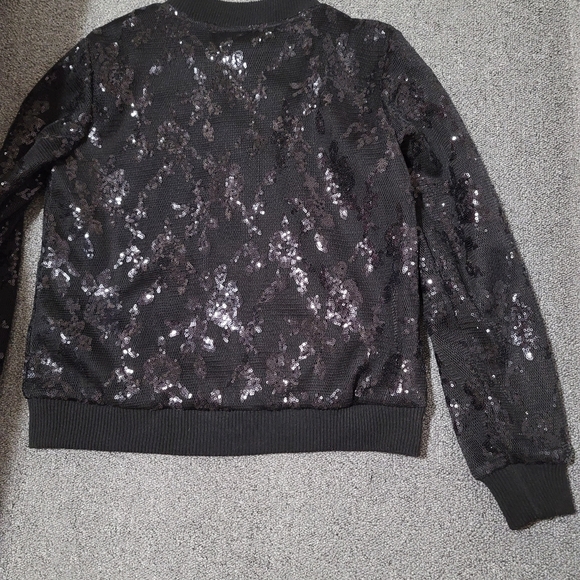 DKNY sweater size XS - Picture 7 of 9